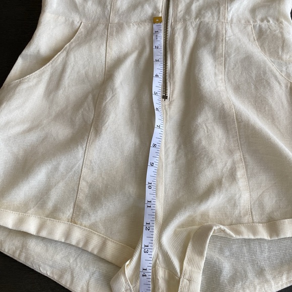 Urban outfitters cream romper - Picture 10 of 13